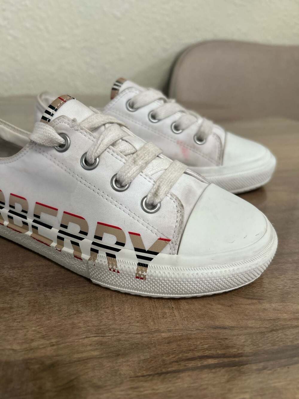 Burberry Unisex Kids Mini Larkhall Optic - Picture 2 of 13